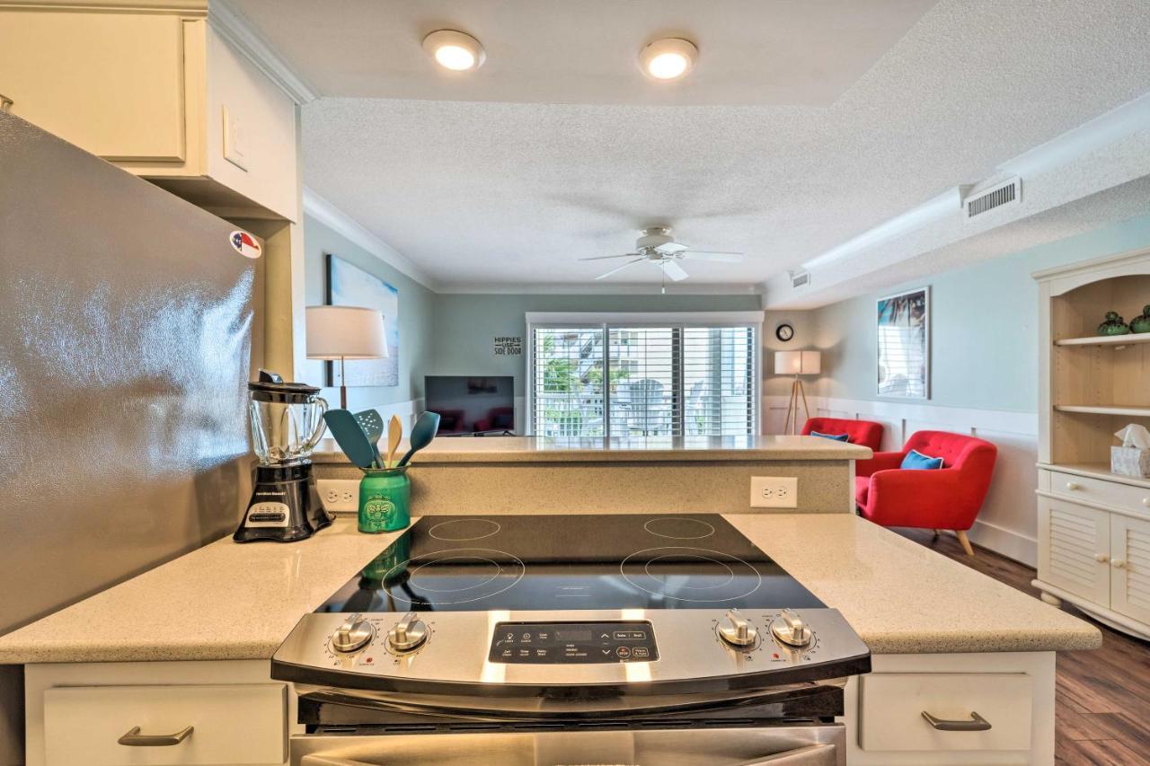 Bright Carolina Beach Condo - Walk To Shore! Extérieur photo