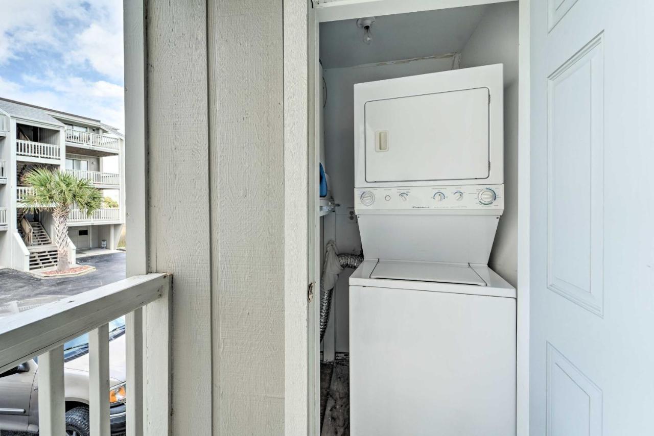 Bright Carolina Beach Condo - Walk To Shore! Extérieur photo