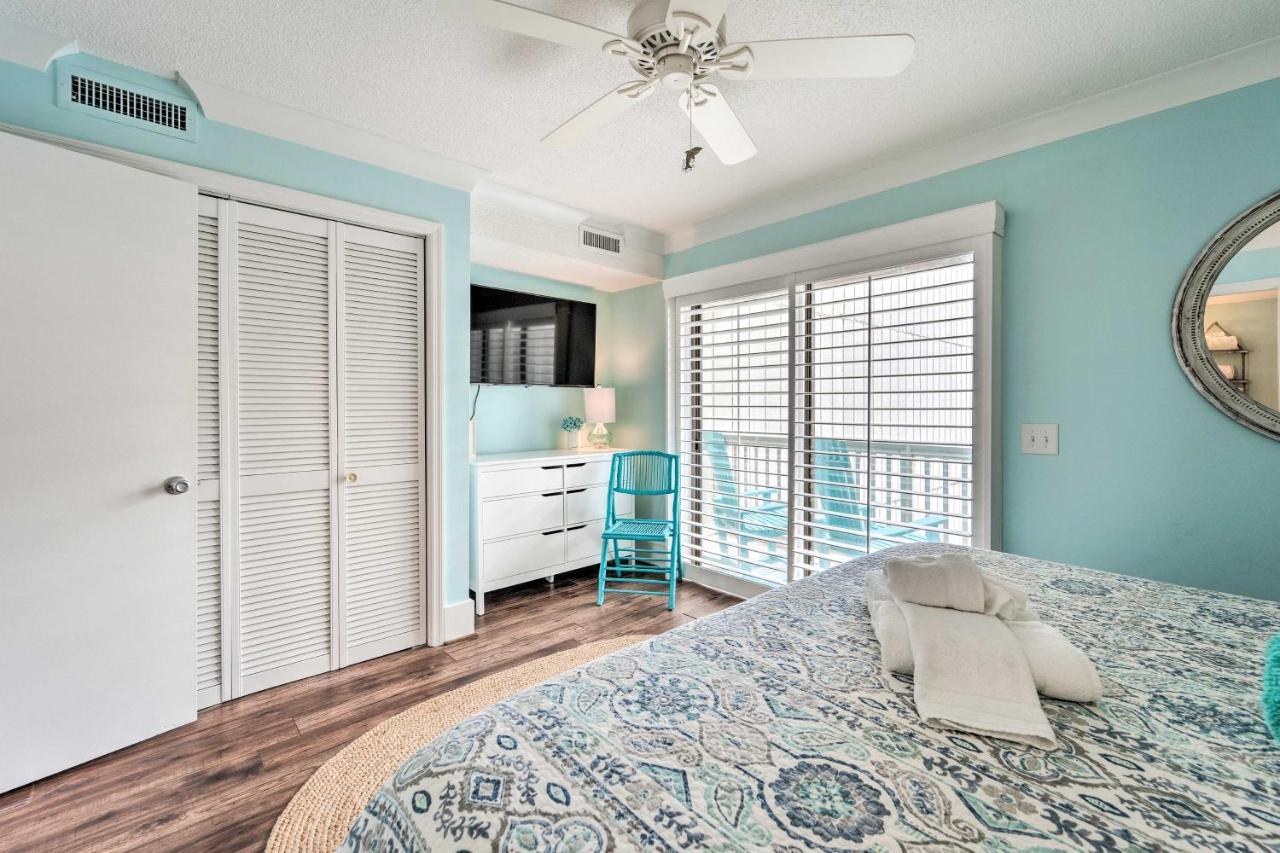 Bright Carolina Beach Condo - Walk To Shore! Extérieur photo